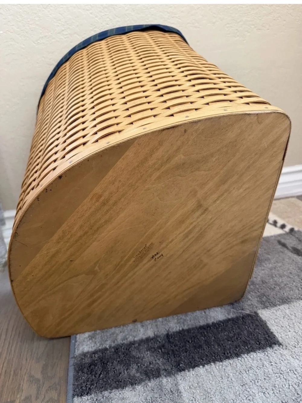 Longaberger Corner Laundry Hamper Maple Wood Lid Plastic Liner Cornflower Large